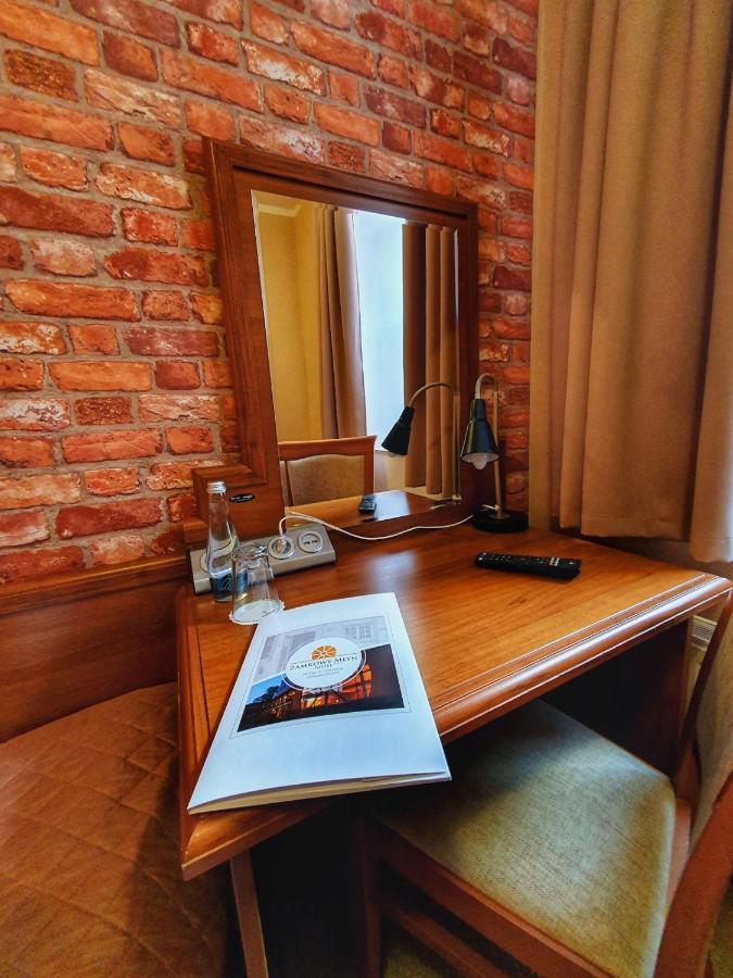 Hotel Zamkowy Mlyn Krapkowice Extérieur photo