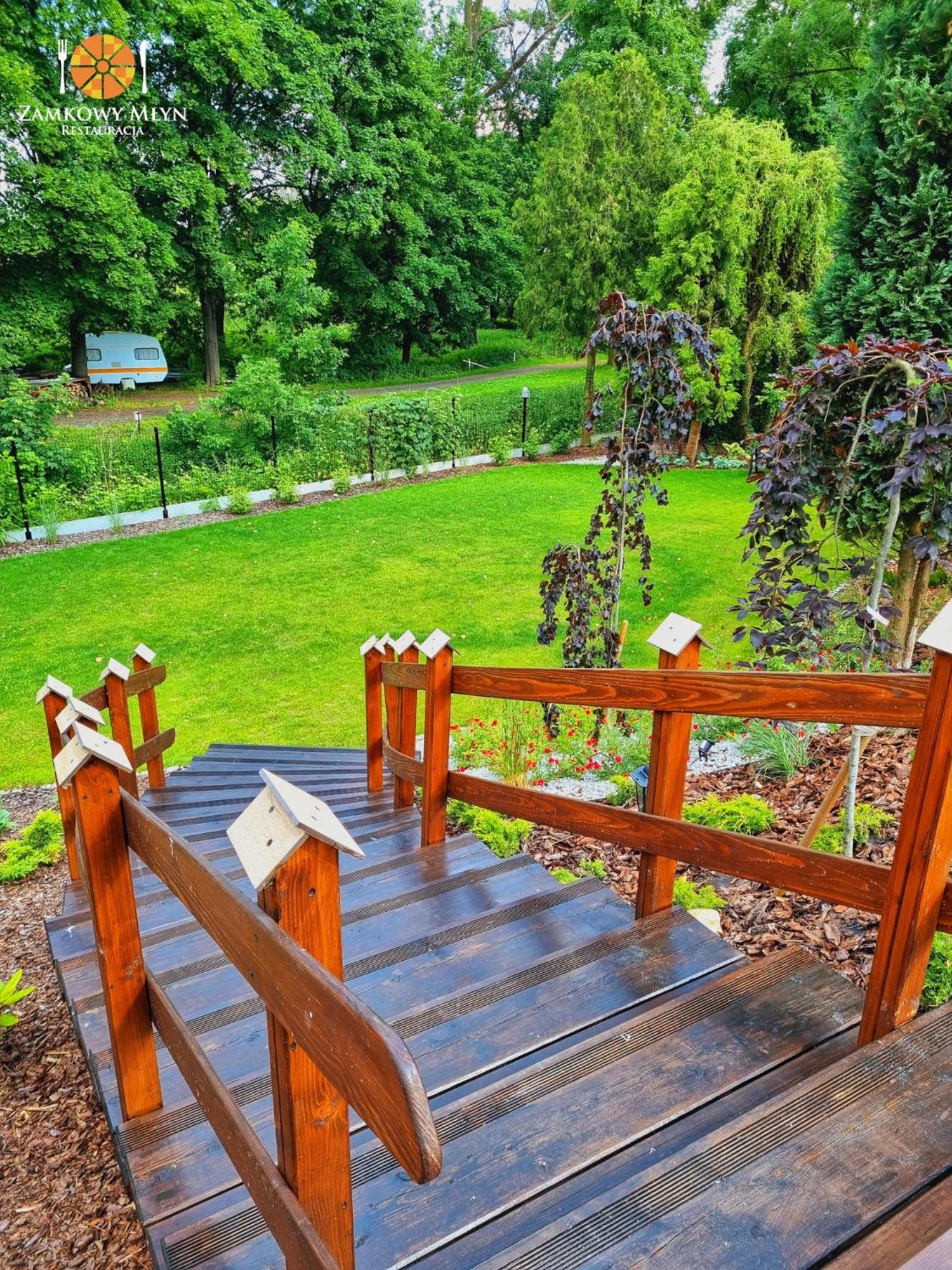 Hotel Zamkowy Mlyn Krapkowice Extérieur photo